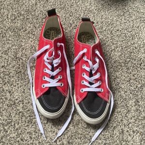 SKICKS University of Cincinnati Shoes | Size 8
